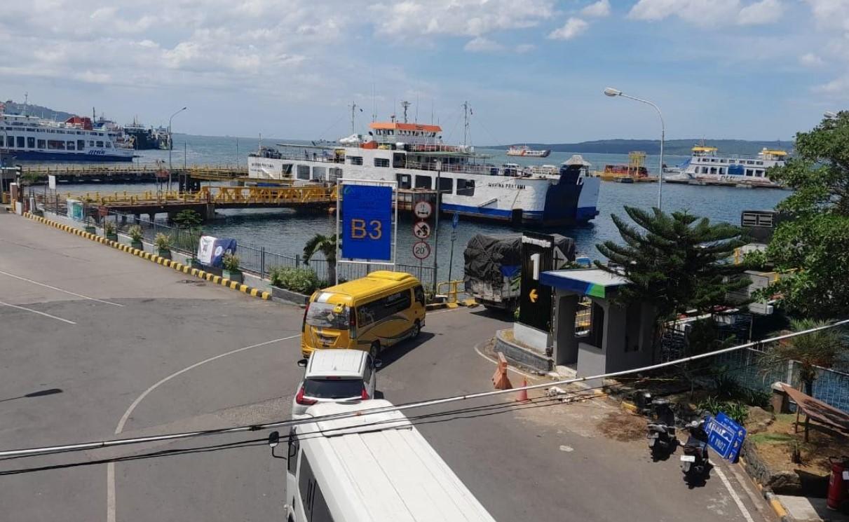 Prediksi Puncak Arus Mudik Lebaran di Lintas Penyeberangan Jawa-Bali, ASDP Ketapang: Bekerja