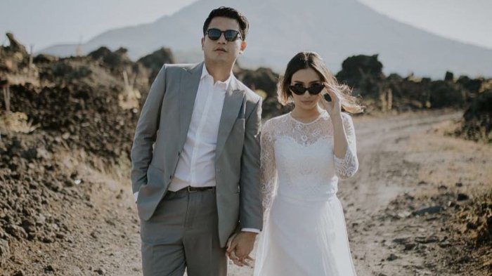 Selamat! Rizky Alatas dan Adzana Bing Slamet Resmi Menikah, Intip Nih Potretnya!