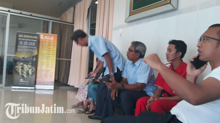 Pria Ini Selamatkan Rekan Kerjanya yang Terkena Ledakan SPBU Berbek Sidoarjo Menggunakan Motor