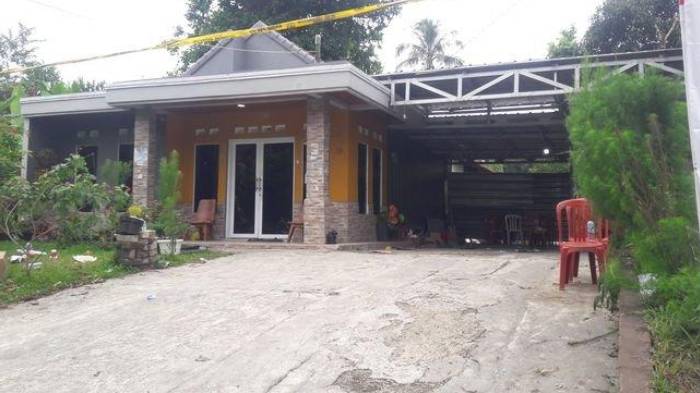 rumah-yang-menjadi-lokasi-penemuan-dua-mayat-ibu-dan-anak-di-subang.jpg