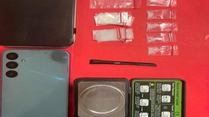 Simpan 7 Paket Sabu Siap Edar, Pria Desa Sambongdukuh Jombang Digerebek Polisi usai Warga Curiga