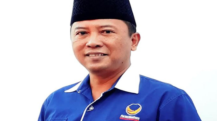 sekretaris-dpd-nasdem-kota-surabaya-hari-santoso.jpg