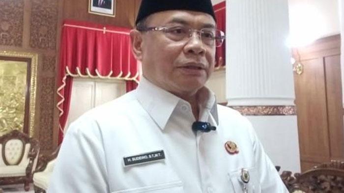 setelah-delapan-hari-menghilang-Bupati-Sudewo-kini-muncul-lagi.jpg