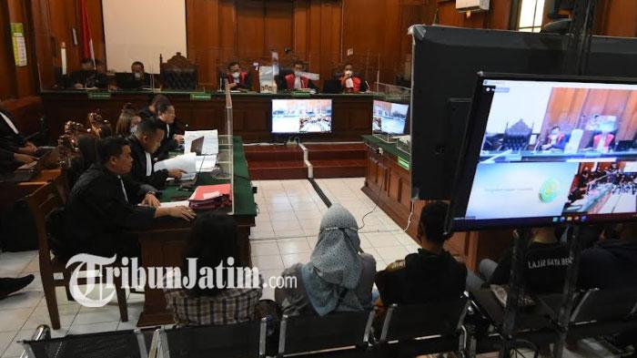 sidang-terdakwa-kasus-Tragedi-Kanjuruhan-Malang.jpg