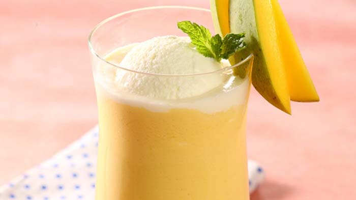 smoothies-mangga-plus-es-krim-vanilla_20180517_144627.jpg