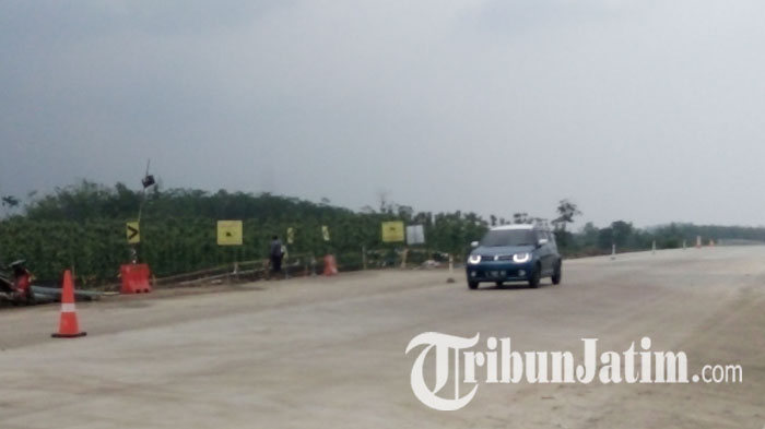 suasana-arus-lalu-lintas-di-ruas-tol-pandaan-malang1.jpg