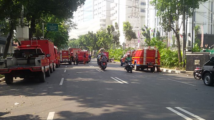 Unggah Video Datangi Lokasi Kebakaran di Gedung Kemenhub, Sandiaga Uno Apresiasi Petugas Damkar