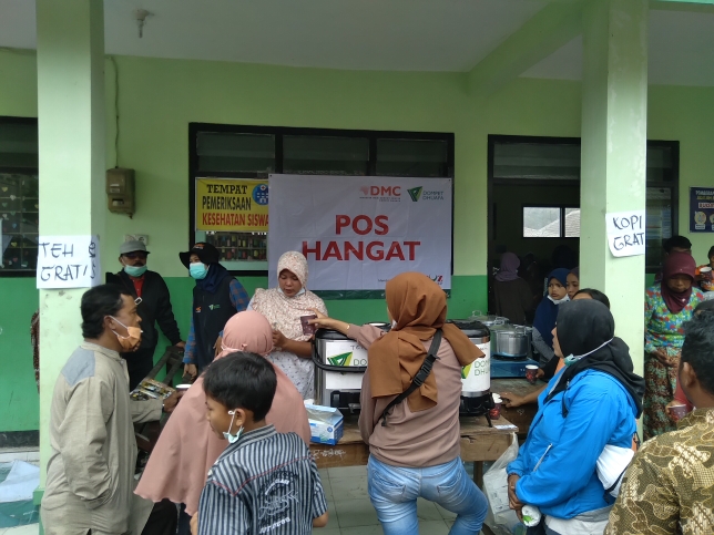 Korban Terdampak Erupsi Gunung Semeru Butuh Bantuan Makanan, Pakaian dan Air Bersih