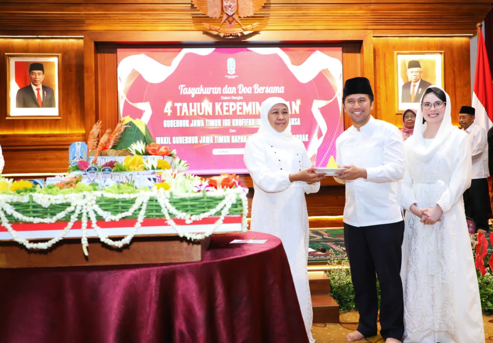 tasyakuran-4-tahun-kepemimpinan-khofifah-emil-gubernur-khofifah-tiga-kali-ucapkan.jpg