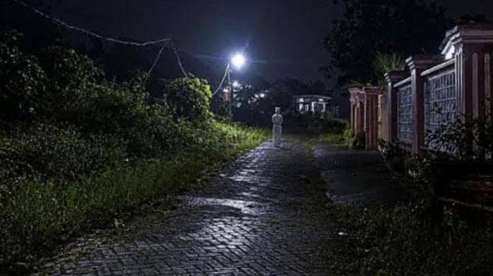 teror-pocong-warga-Kecamatan-Baureno-Kabupaten-Bojonegoro.jpg