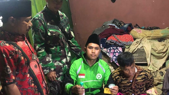 tersangka-mz-hanya-bersikap-pasrah-ketika-digerebek-di-rumah-kontrakan.jpg