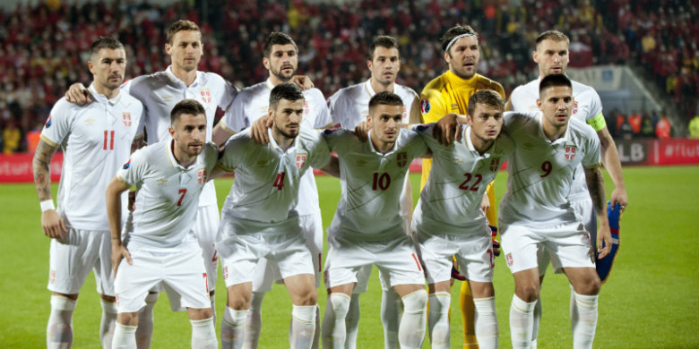 timnas-serbia-berpose-sebelum-laga-kualifikasi-piala-eropa-2016_20170903_084232.jpg