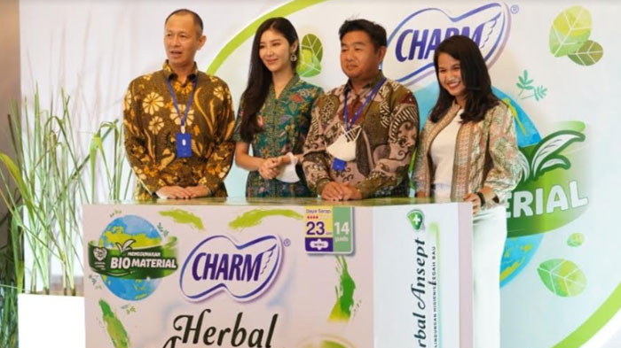 uni-charm-indonesia-resmi-meluncurkan-produk-pembalut-menggunakan-bio-material.jpg