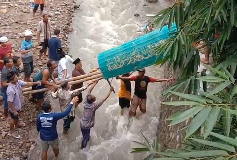 Stasiun di Wilayah Daop 7 Bersolek Sambut Lebaran, Dihiasi Dekorasi Tematik Ramadan dan Idul Fitri