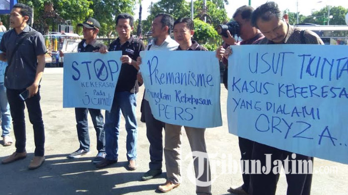 Kecam Pengeroyokan pada Wartawan di Jember, Massa PWI Pamekasan Demo Turun ke Jalan