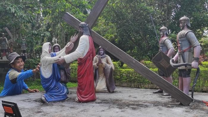 Perayaan Hari Paskah, Gua Maria Sendangrejo Blitar Ramai Didatangi Pezairah dari Luar Kota 