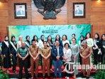 15-finalis-Puteri-Otonomi-Indonesia-POI-tiba-di-Pendopo-Manggala-Praja-Nugraha-Trenggalek.jpg