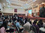 300-siswa-SMASMK-dari-Kota-Surabaya-dan-sekitarnya-merasakan-berkuliah-di-UWKS.jpg