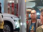Akhir-nasib-bocil-setir-mobil-pameran-sampai-tabrak-tembok-mal.jpg