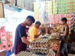 Aktivitas-pedagang-telur-di-Pasar-Sidoharjo-Sabtu-2422024.jpg