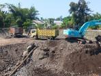 Alat-berat-dikerahkan-untuk-menormalisasi-Dam-Gurit-Alas-Malang-Kabupaten-Banyuwangi.jpg