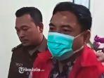 Anam-Warsito-bermasker-usai-ditetapkan-jadi-tersangka-Rabu-2182024-sore.jpg