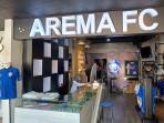 Arema-FC-Store-yang-terletak-di-Kandang-Singa-samping-kantor-Arema-FC.jpg
