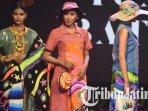 BATIK-FOSFOR-UMKM-Surabaya-Putri-tampil-di-Surabaya-Culture-Fashion-2025.jpg