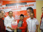 Bakal-calon-Wali-Kota-Surabaya-Eri-Cahyadi-saat-mendaftar-di-Partai-Solidaritas-Indonesia.jpg