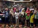 Bersama-Diskop-UKM-Jatim-Agatha-Retnosari-Ajak-Pelaku-Usaha-Hasilkan-Produk-Inovatif.jpg