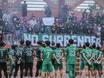 Bonek-datang-langsung-di-latihan-Persebaya-jelang-hadapi-Persija.jpg