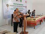 Bupati-Blitar-Mak-Rini-memberikan-sambutan-di-acara-pentasyarufan-paket-telur.jpg