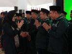 Bupati-Ipuk-Fiestiandani-saat-menghadiri-pelantikan-Pengurus-Cabang-Isnu.jpg