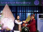 Bupati-Ipuk-saat-menghadiri-inaugurasi-mahasiswa-baru-kampus-ISI-Surakarta-kelas-Banyuwangi.jpg