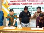 Bupati-Nganjuk-Marhaen-Djumadi-saksikan-langsung-penandatanganan-kerja-sama.jpg