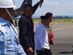 Bupati-Sumenep-Achmad-Fauzi-saat-menyambut-kedatangan-Wapres-RI-Maruf-Amin.jpg