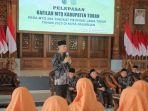 Bupati-Tuban-Aditya-Halindra-Faridzky-memberi-amanat-Kafilah-Tuban-MTQ-Jatim-2023.jpg