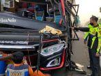 Bus-yang-terlibat-dalam-kecelakaan-yang-libatkan-bus-rombongan-SMPN-1-Kepanjen.jpg