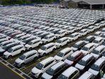 Deretan-Unit-mobil-Daihatsu.jpg