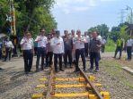 Dinas-Perhubungan-Provinsi-Jatim-bersama-Pemkab-Pasuruan-meresmikan-10-palang.jpg