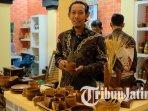 Disbudpar-Bojonegoro-memperkenalkan-sejumlah-produk-UMKM-khas-Bojonegoro.jpg