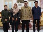 Diskusi-Bupati-Kediri-Hanindhito-Himawan-Pramana-dengan-Head-Of-Legal-PSPK-Mandira-Bienna-Elmir.jpg