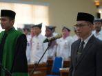 Djoko-Lukito-kanan-saat-dilantik-menjadi-Pj-Sekda-Bojonegoro-Rabu-9102024-pagi.jpg