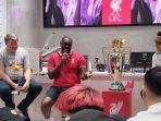 Emile-Heskey-dan-Lee-Walker-dalam-peresmian-Liverpool-FC-Retail-di-Surabaya-resmi-dibuka.jpg