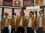 Grup-musik-The-Changcuters-dalam-jumpa-pers-lagu-Memang-Beda-Senin-18122023.jpg