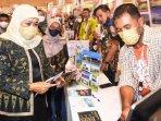 Gubernur-Jawa-Timur-Khofifah-Indar-Parawansa-meninjau-Bursa-Pariwisata-Majapahit-Travel-Fair.jpg