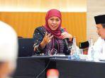 Gubernur-Khofifah-saat-menghadiri-Kegiatan-Pelibatan-Masyarakat-Program.jpg