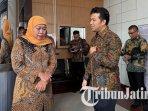 Gubernur-jatim-Khofifah-Indar-Parawansa-dan-Emil-Dardak-usai-pertemuan-dengan-Purbaya-Yudhi-Sadewa.jpg
