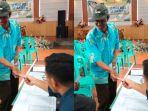 Hadikino-Bahagia-Dapat-THR-Rp-500-Ribu-dari-Pemdes-Kades-Beber-Sumber-Uang-1426-Keluarga-Dijatah.jpg