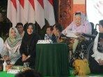 Ikfina-Fahmawati-Sahur-Bersama-dengan-Sinta-Nuriyah-Wahid-dan-inayah-wahid.jpg
